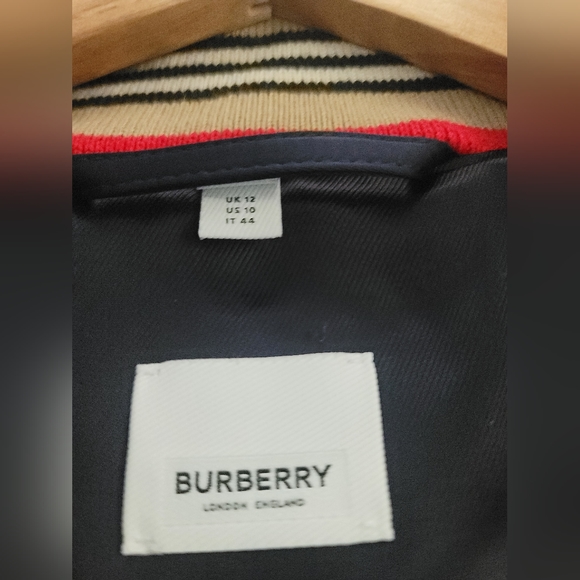 Jacket - Picture 4 of 4